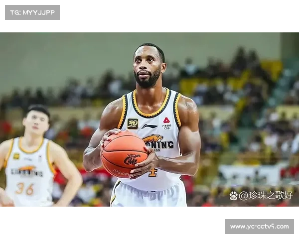 上海男篮升至联赛榜首，弗格回归辽宁之战情感与竞技双重考验